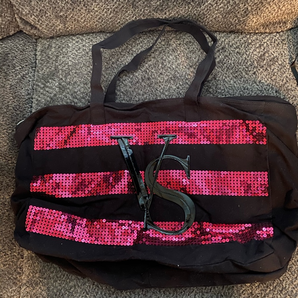 Victoria’s Secret large zip up tote bag